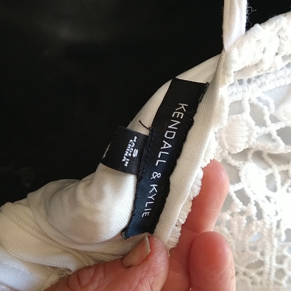 Kendall and Kylie romper - Picture 3 of 3